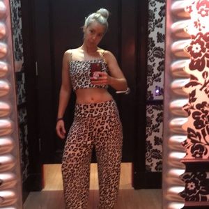 Meet your Posher, Arron